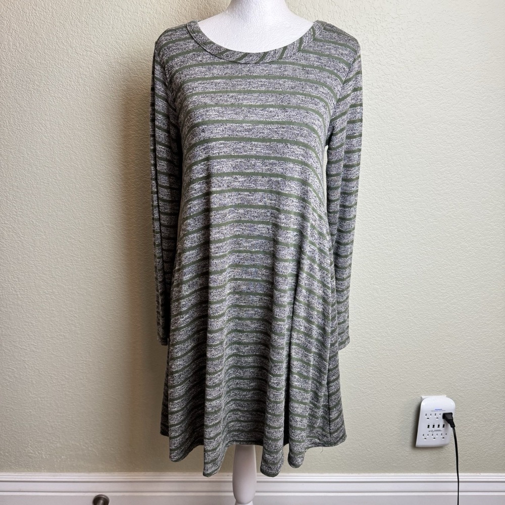 Pinc Women's Dress NWT Long Sleeve Shift Sheath Grey with Green Stripes Size M